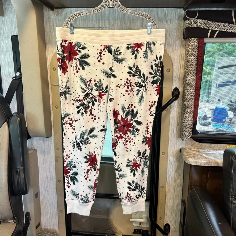 Gilligan & O'Malley Womens XL Poinsettia Waffle Knit Pajama Set Holiday Floral